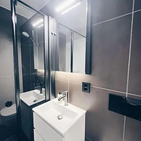 Modern & Nest In Апартаменты *