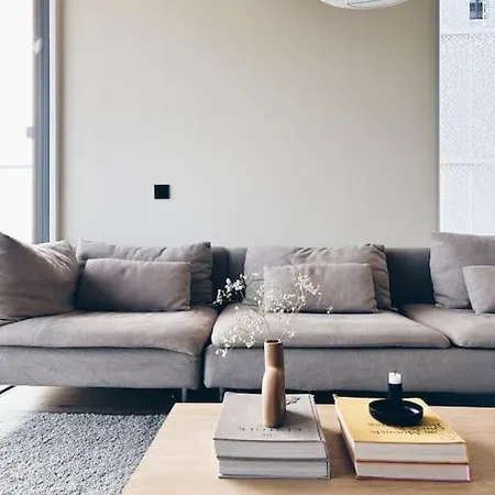 Modern & Nest In Апартаменты